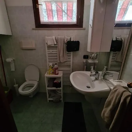 Bilocale Con Soppalco E Piscina Vicino Al Centro. * Πεσκιέρα ντελ Γκάρντα